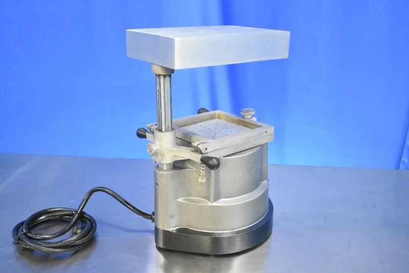 Refurbished Vacuum Forming Machine image 1