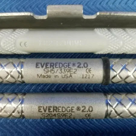 Hu-Friedy Dental Hygienist's Instrument Metal Kit - Dental Equipment Store