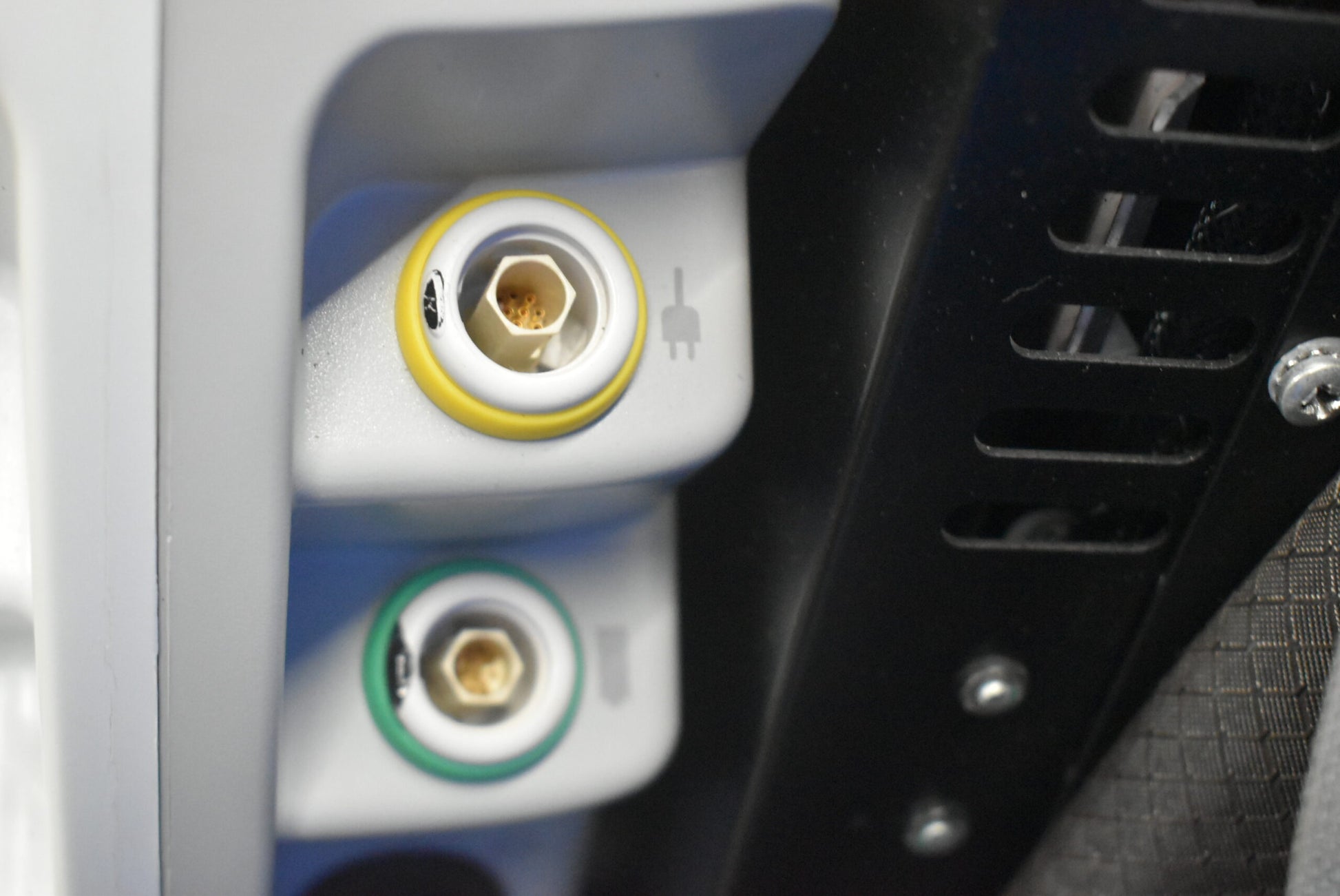 Abiomed AB5000 Portable Driver Unit - Dental Equipment Store