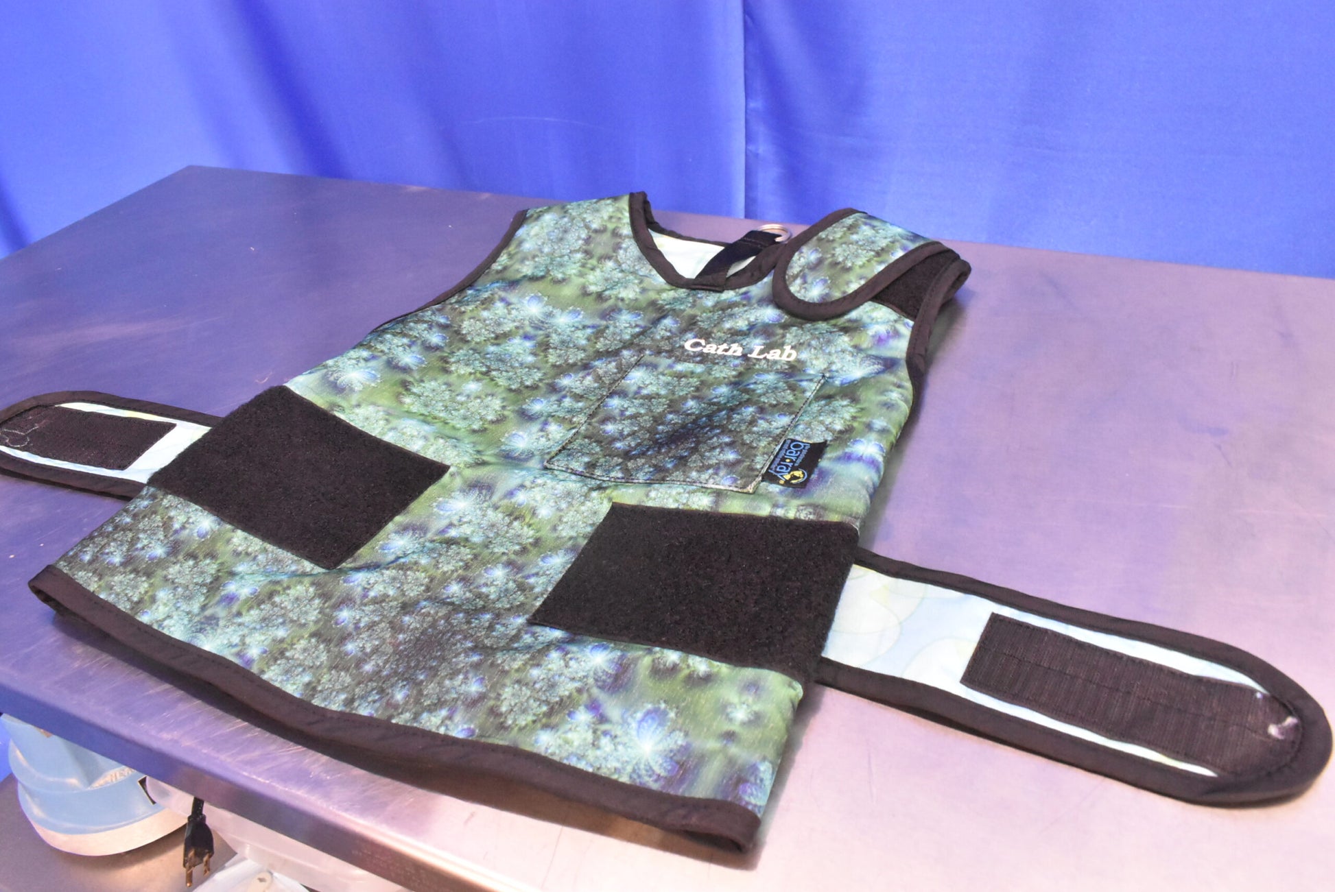 Bar Ray Eclipse Reverse Female Vest - Dental Equipment Store