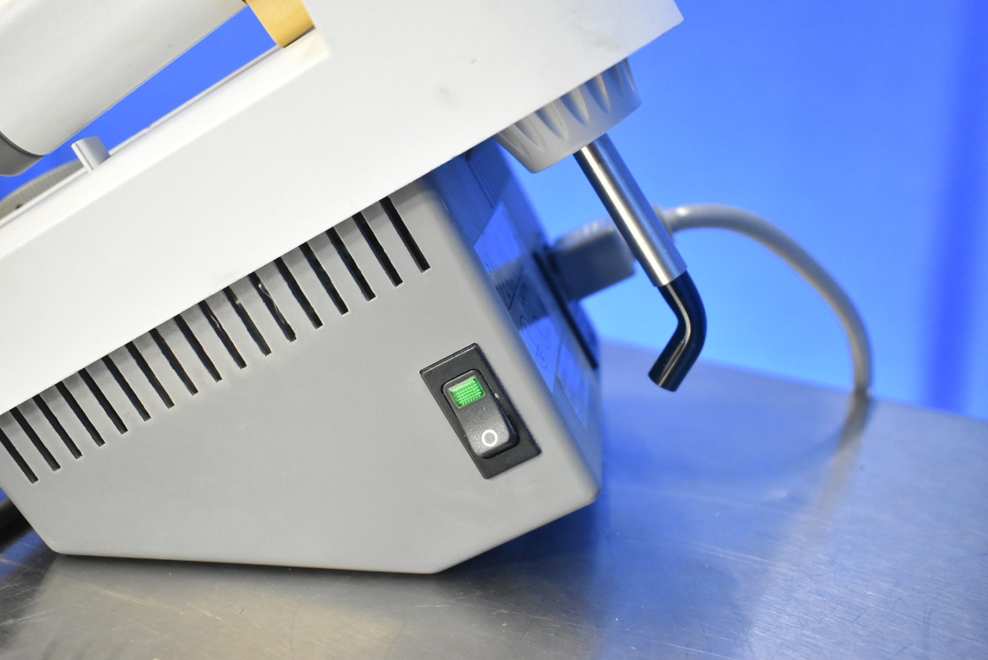 Coltene Coltolux 4 Dental Curing Light C-7915 - Dental Equipment Store