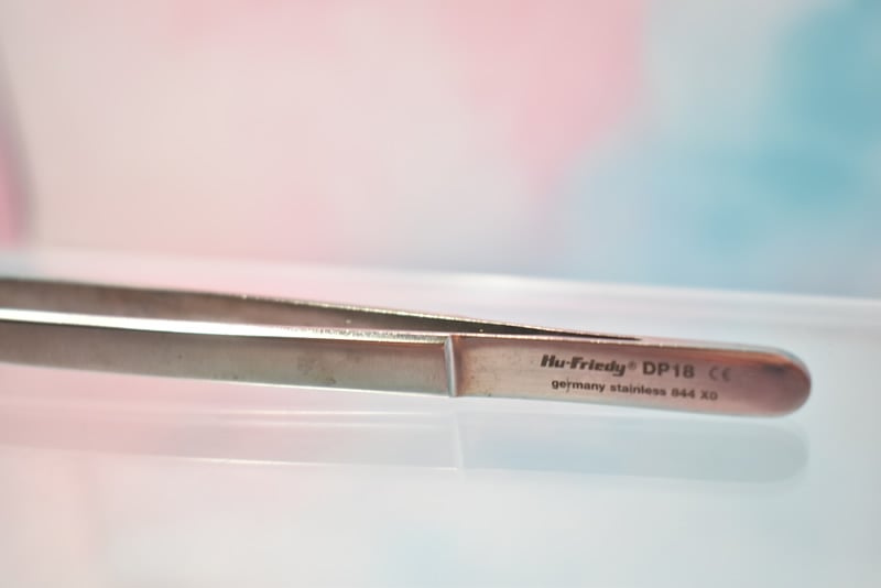Hu Friedy DP 18 Cotton Forceps - Dental Equipment Store