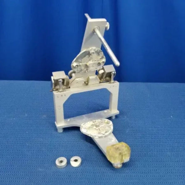 Whip Mix Dental Articulator