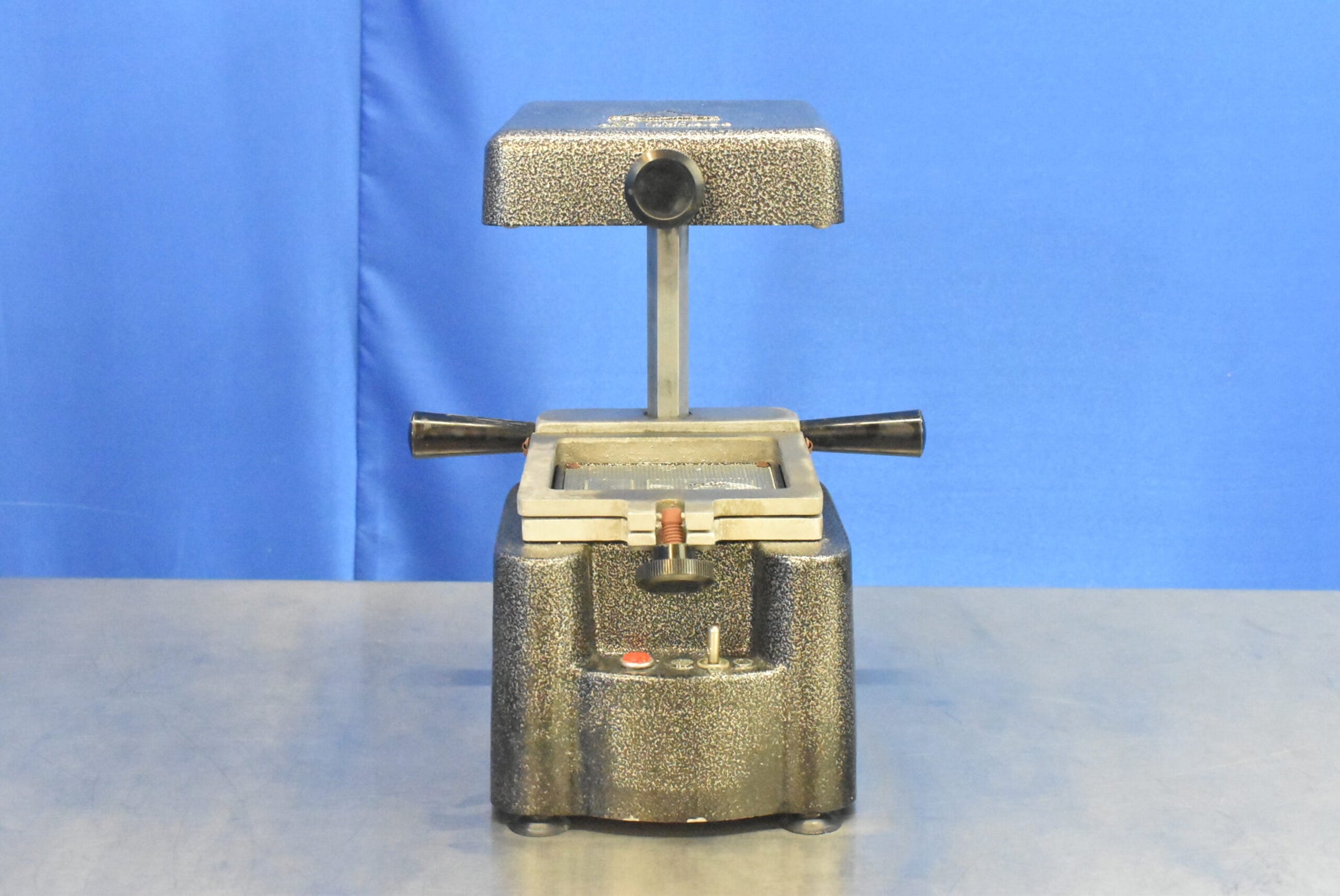 Ultradent Forming Machine Model P105-U01 - Dental Equipment Store