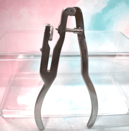 Stainless Steel Surgical Rubber Dam Punch image 0