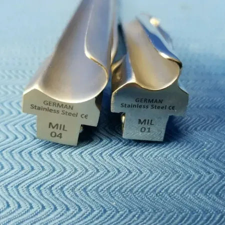 Miller Laryngoscope Kit Stainless Steel Blade #1 and #4 image 4