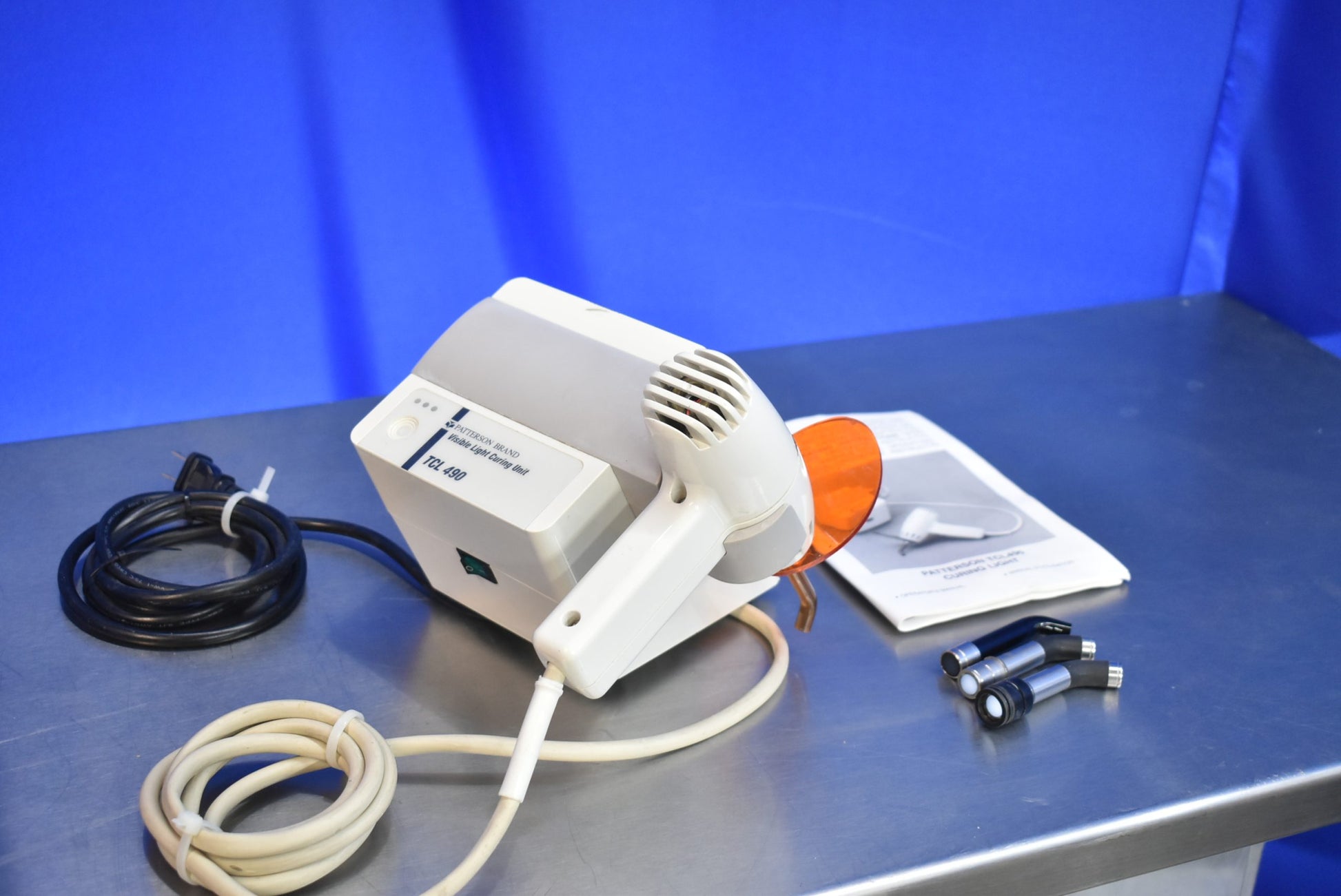 Patterson Dental Visible Light Curing Unit TCL-490 -  Comes With Eye Shield Kerr image 4