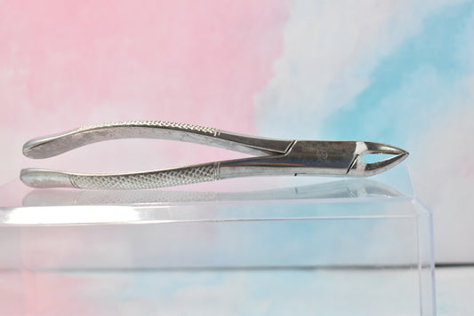 Henry Schein 150 Forceps image 0