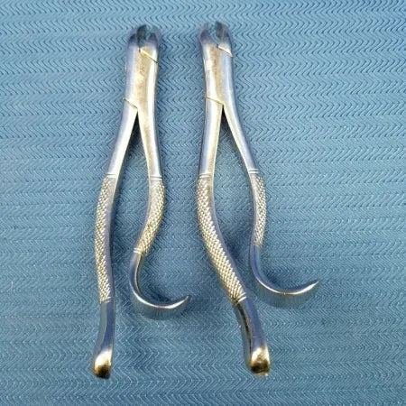 Dental Stainless Steel Extraction Forceps #18L and #18R image 0