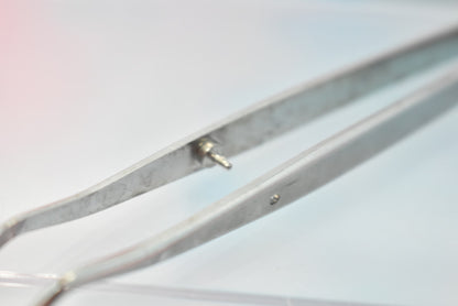 Hu Friedy DP 18 Cotton Forceps image 1