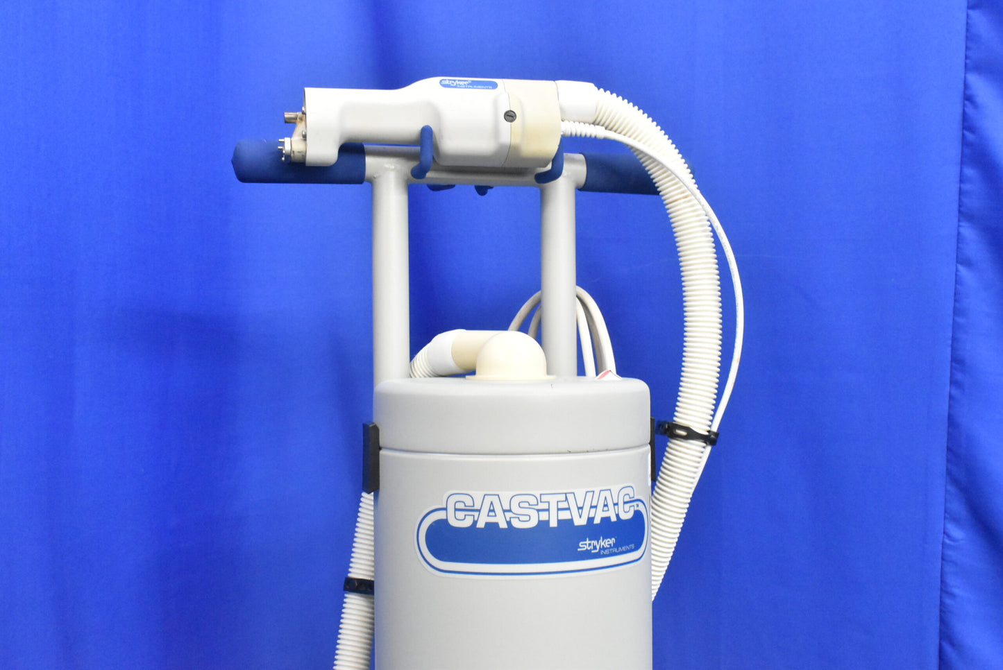 Stryker 986 CastVac with Mobile Stand image 1