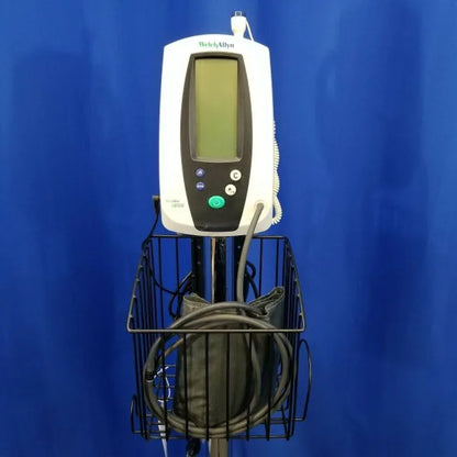 Welch Allyn Blood Pressure and SureTemp Thermometer Monitor 420 Series image 2