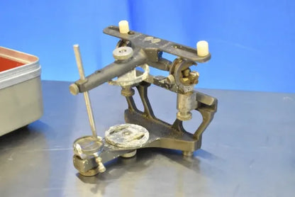 Hanau Articulator with Carrying Case image 5