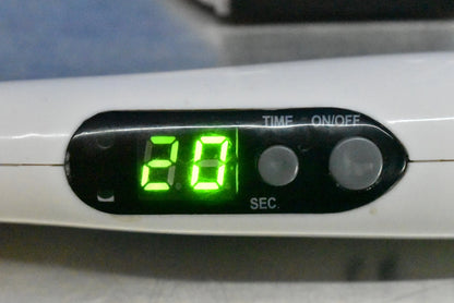 Woodpecker Medical Curing Light with Black & White Base