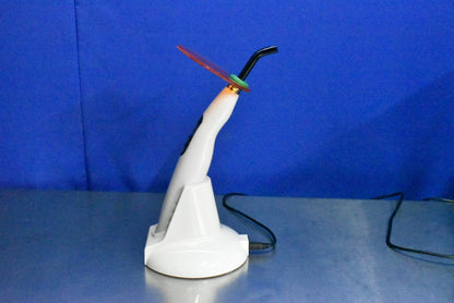 Woodpecker Medical Curing Light with White Base
